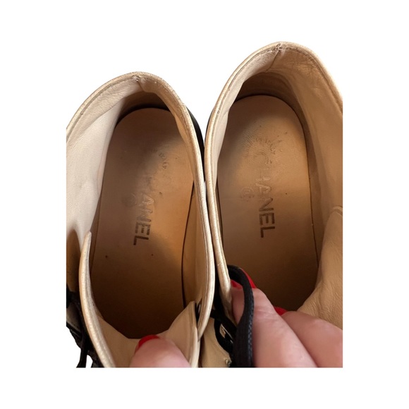 Chanel nude beige black cc logo boots booties with certificate of authenticity - Picture 11 of 17